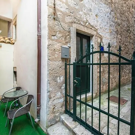 Bafi Apartment